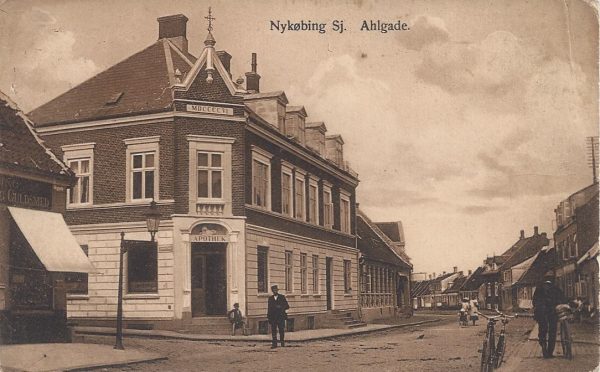 Apoteket i Nykøbing Sj - Hilsen fra Odsherred